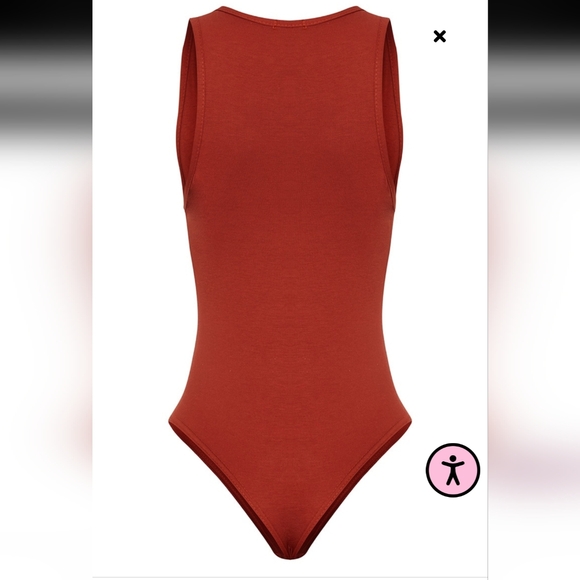 Pretty Little Thing Bodysuit - Picture 7 of 16